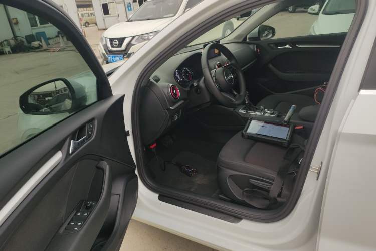 Used Audi A3 2018 30th Anniversary Edition Limousine 35 TFSI Ambition Model Driver Seat