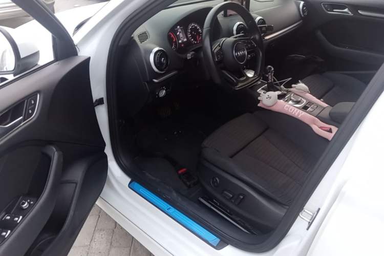 Used Audi A3 2018 30th Anniversary Edition Limousine 35 TFSI Sport Model Driver Seat