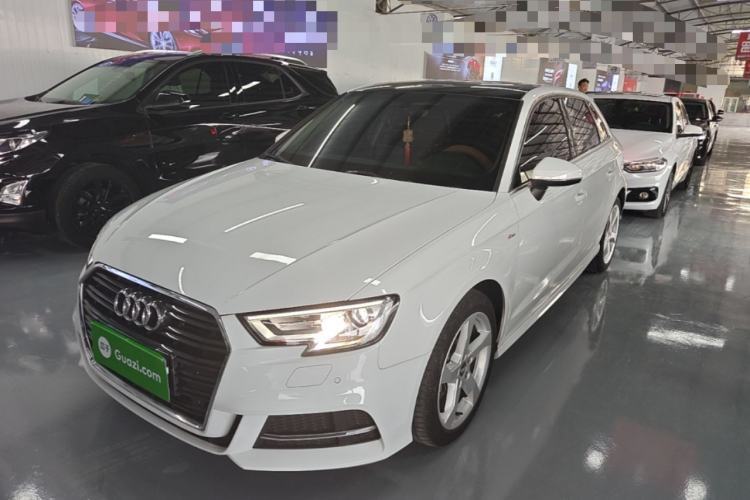 Used Audi A3 2018 30th Anniversary Edition Sportback 35 TFSI Fashion Model Guazi used car, China used car export, Used car for sale, Used  cars, Cheapest cars for sale