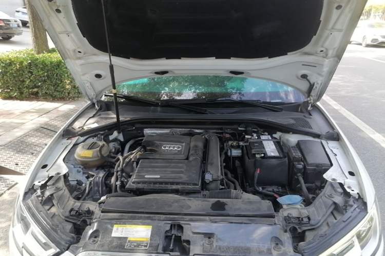 Used Audi A3 2018 30th Anniversary Edition Sportback 35 TFSI Fashion Model Engine Bay