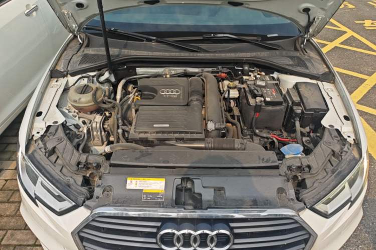 Used Audi A3 2018 30th Anniversary Edition Limousine 35 TFSI Fashion Model Engine Bay