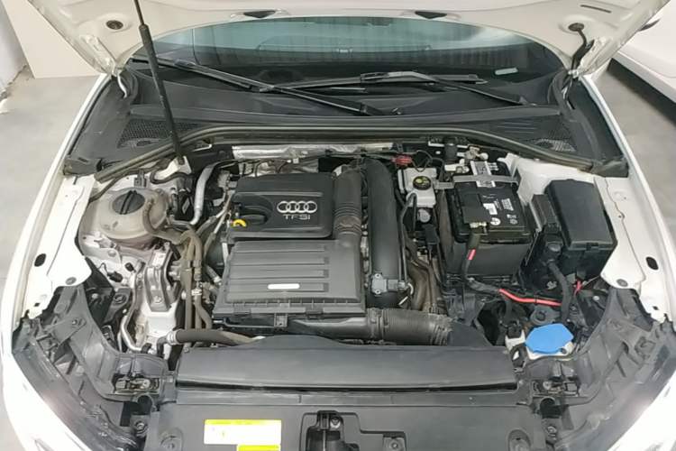 Used Audi A3 2018 30th Anniversary Edition Sportback 35 TFSI Ambition Model Engine Bay