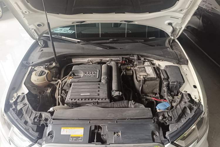 Used Audi A3 2018 30th Anniversary Edition Limousine 35 TFSI Fashion Model Engine Bay