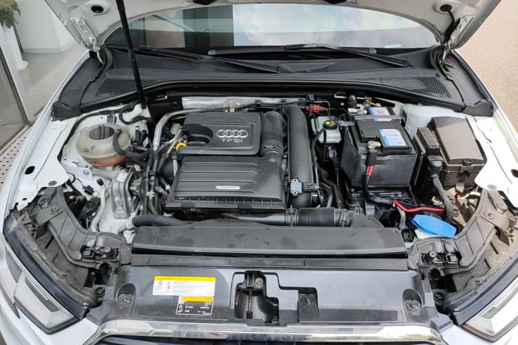 Used Audi A3 2018 30th Anniversary Edition Limousine 35 TFSI Fashion Model Engine Bay