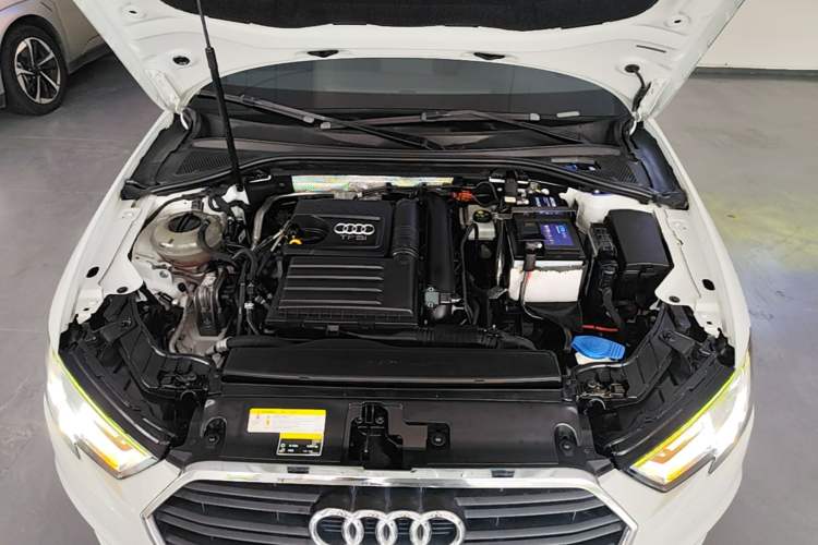 Used Audi A3 2018 30th Anniversary Edition Sportback 35 TFSI Ambition Model Engine Bay