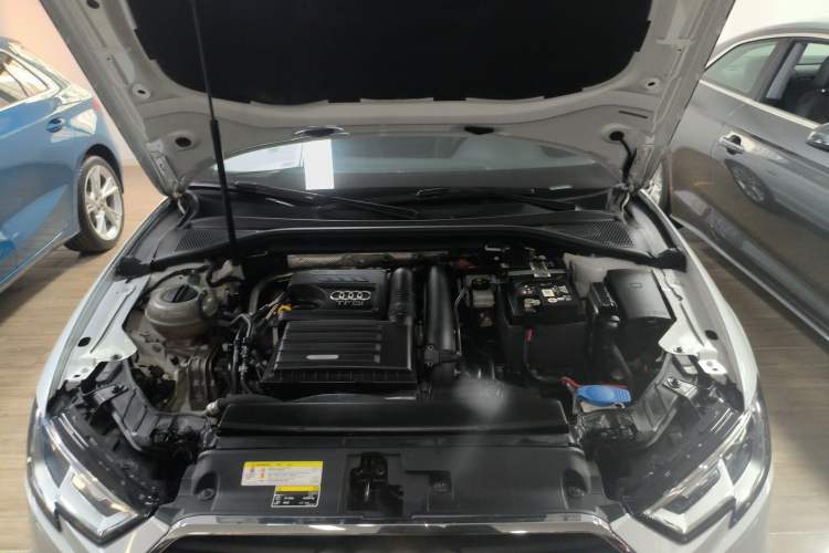 Used Audi A3 2018 30th Anniversary Edition Limousine 35 TFSI Ambition Model Engine Bay