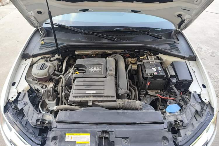 Used Audi A3 2018 30th Anniversary Edition Sportback 35 TFSI Ambition Model Engine Bay