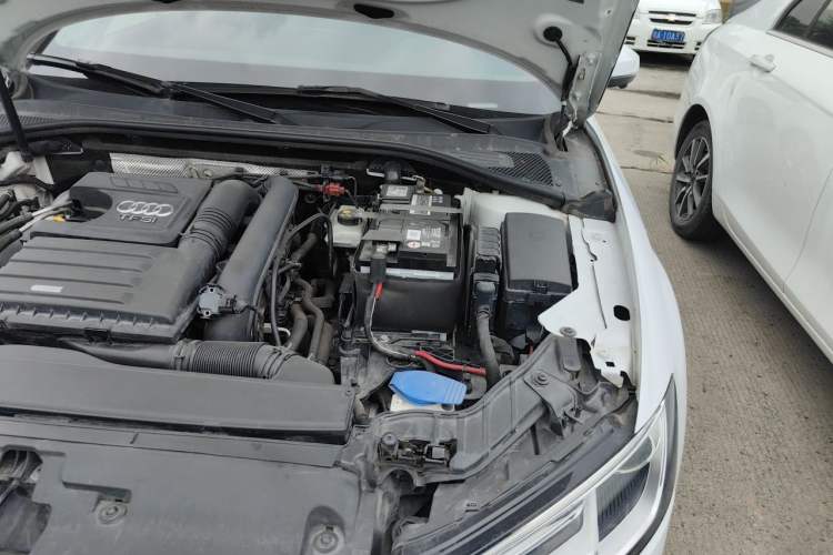 Used Audi A3 2018 30th Anniversary Edition Limousine 35 TFSI Ambition Model Engine Bay Left