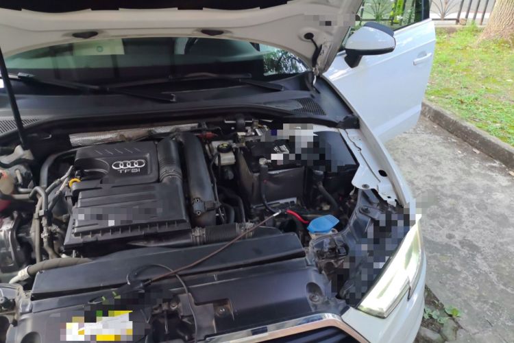 Used Audi A3 2018 30th Anniversary Edition Sportback 35 TFSI Ambition Model Engine Bay Left