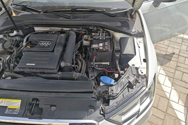 Used Audi A3 2018 30th Anniversary Edition Sportback 35 TFSI Ambition Model Engine Bay Left