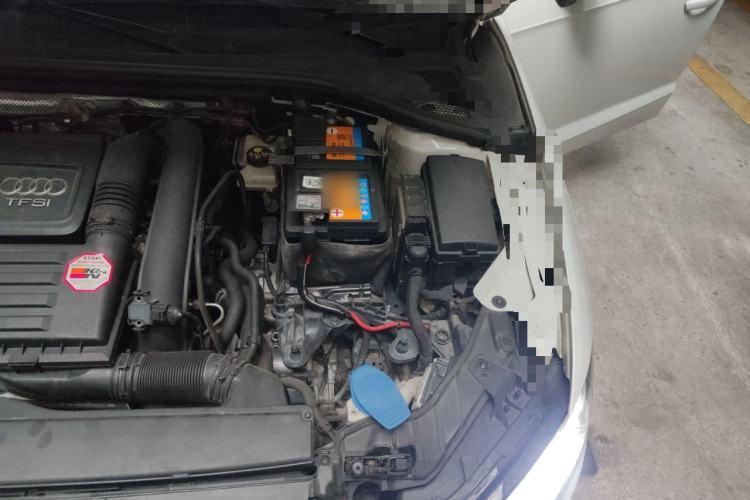 Used Audi A3 2018 30th Anniversary Edition Sportback 35 TFSI Sport Model Engine Bay Left