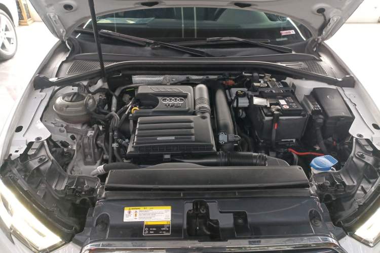 Used Audi A3 2018 30th Anniversary Edition Limousine 35 TFSI Fashion Model Engine Bay