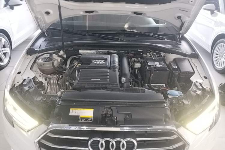 Used Audi A3 2018 30th Anniversary Edition Sportback 35 TFSI Style Model Engine Bay