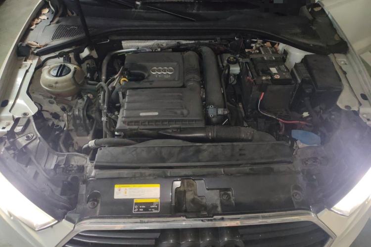Used Audi A3 2018 30th Anniversary Edition Limousine 35 TFSI Fashion Model Engine Bay