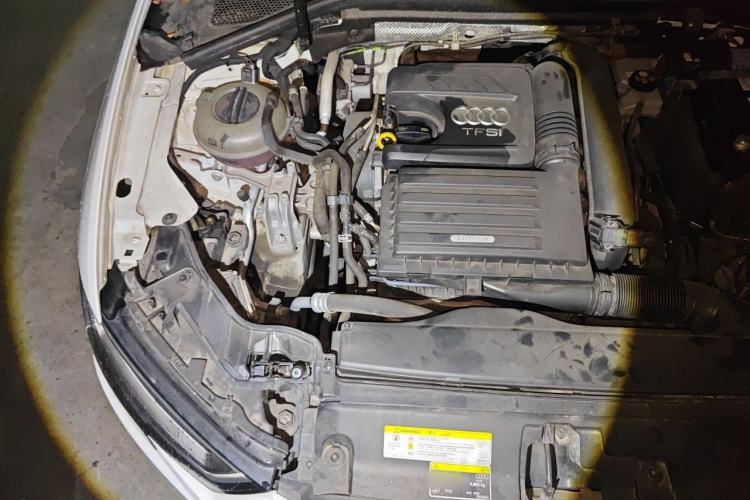 Used Audi A3 2018 30th Anniversary Edition Sportback 35 TFSI Style Model Engine Bay Right