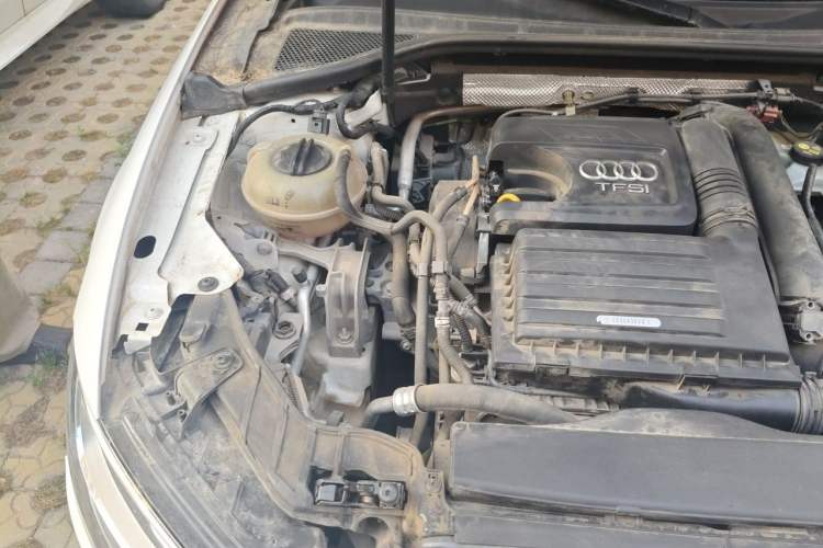 Used Audi A3 2018 30th Anniversary Edition Limousine 35 TFSI Sport Model Engine Bay Right