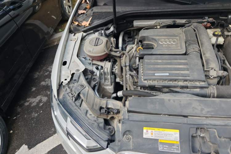 Used Audi A3 2018 30th Anniversary Edition Sportback 35 TFSI Ambition Model Engine Bay Right