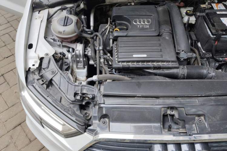 Used Audi A3 2018 30th Anniversary Edition Limousine 35 TFSI Sport Model Engine Bay Right
