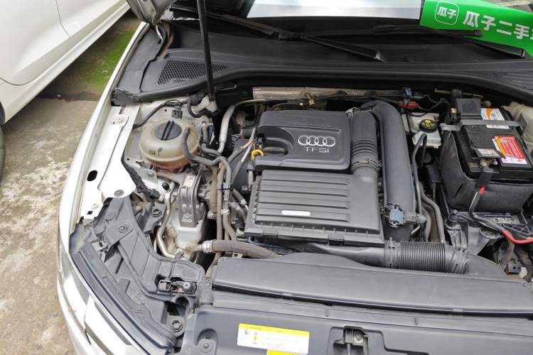 Used Audi A3 2018 30th Anniversary Edition Sportback 35 TFSI Ambition Model Engine Bay Right