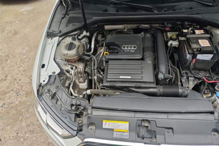Used Audi A3 2018 30th Anniversary Edition Sportback 35 TFSI Ambition Model Engine Bay Right