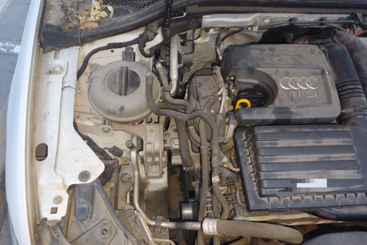 Used Audi A3 2018 30th Anniversary Edition Sportback 35 TFSI Style Model Engine Bay Right