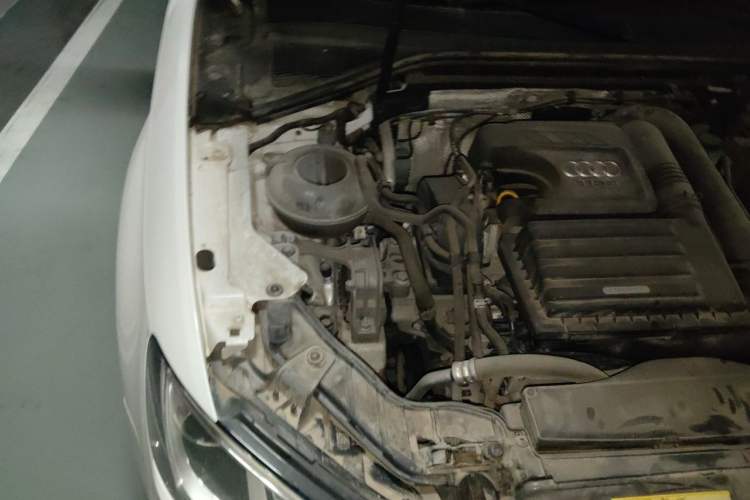 Used Audi A3 2018 30th Anniversary Edition Sportback 35 TFSI Fashion Model Engine Bay Right