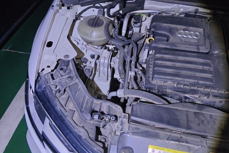 Used Audi A3 2018 30th Anniversary Edition Limousine 35 TFSI Fashion Model Engine Bay Right