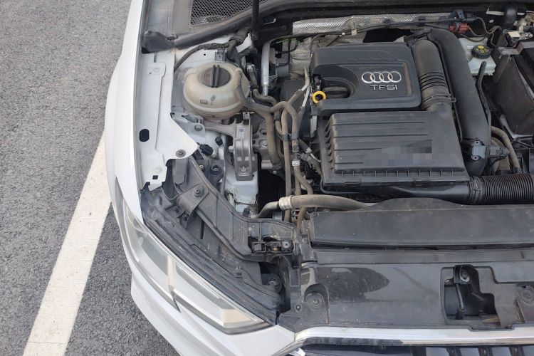 Used Audi A3 2018 30th Anniversary Edition Limousine 35 TFSI Fashion Model Engine Bay Right