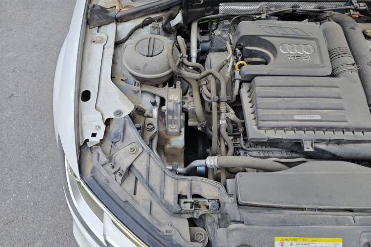 Used Audi A3 2018 30th Anniversary Edition Limousine 35 TFSI Fashion Model Engine Bay Right