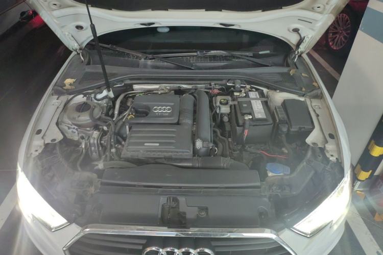 Used Audi A3 2018 30th Anniversary Edition Limousine 35 TFSI Ambition Model Engine Bay