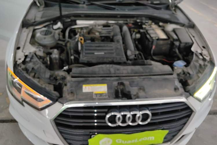 Used Audi A3 2018 30th Anniversary Edition Limousine 35 TFSI Fashion Model Engine Bay