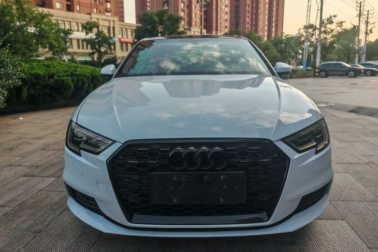 Used Audi A3 2018 30th Anniversary Edition Sportback 35 TFSI Ambition Model Exterior 1