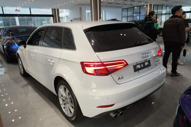 Used Audi A3 2018 30th Anniversary Edition Sportback 35 TFSI Ambition Model Exterior 2