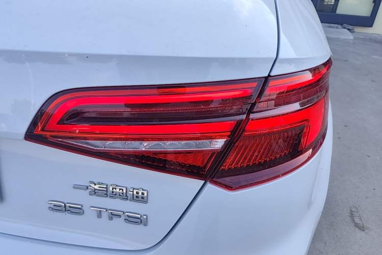 Used Audi A3 2018 30th Anniversary Edition Sportback 35 TFSI Ambition Model Exterior 3