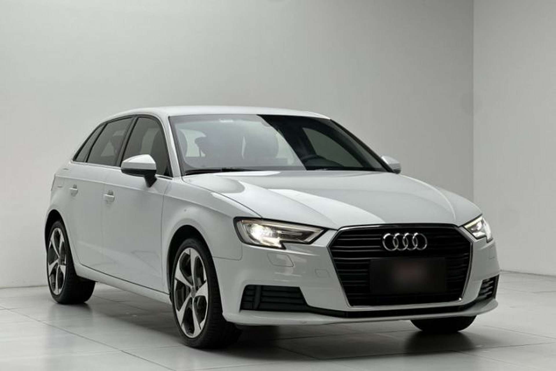 Used Audi A3 2018 30th Anniversary Edition Sportback 35 TFSI Ambition Model Exterior 3