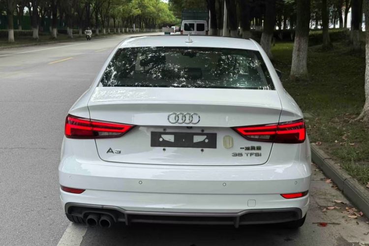 Used Audi A3 2018 30th Anniversary Edition Limousine 35 TFSI Fashion Model Exterior 4