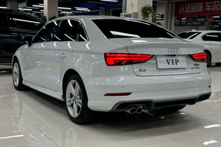 Used Audi A3 2018 30th Anniversary Edition Limousine 35 TFSI Fashion Model Exterior 4