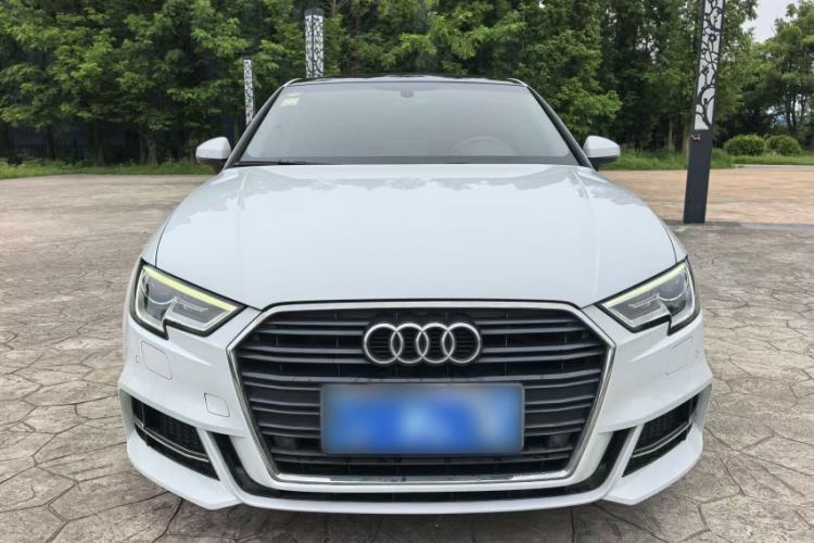 Used Audi A3 2018 30th Anniversary Edition Limousine 35 TFSI Fashion Model Exterior 4