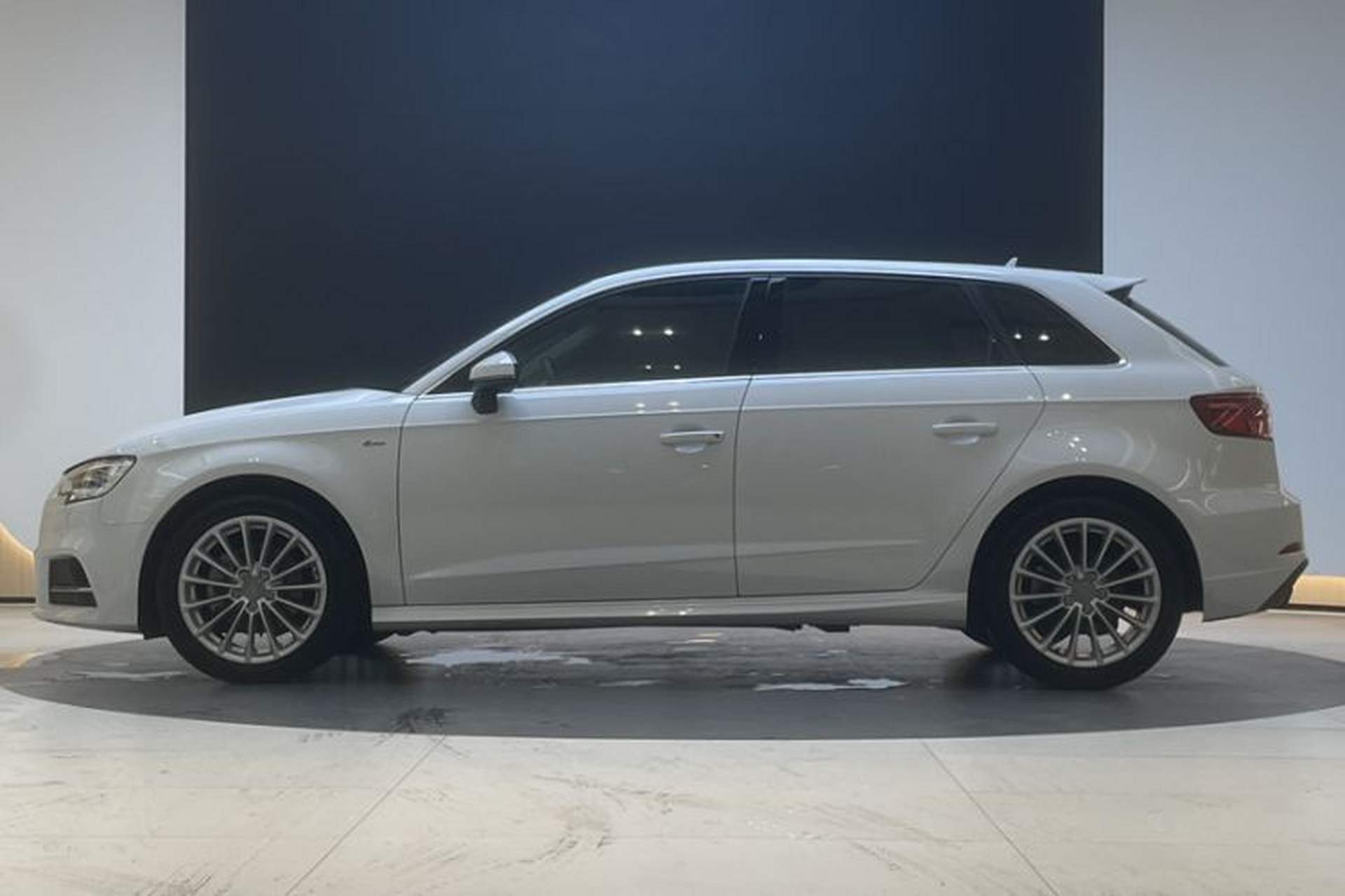 Used Audi A3 2018 30th Anniversary Edition Sportback 35 TFSI Fashion Model Exterior 4