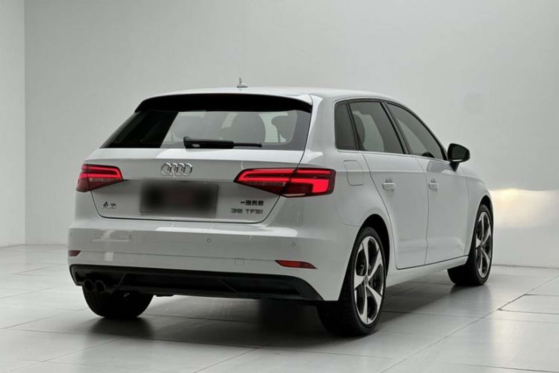 Used Audi A3 2018 30th Anniversary Edition Sportback 35 TFSI Ambition Model Exterior 5