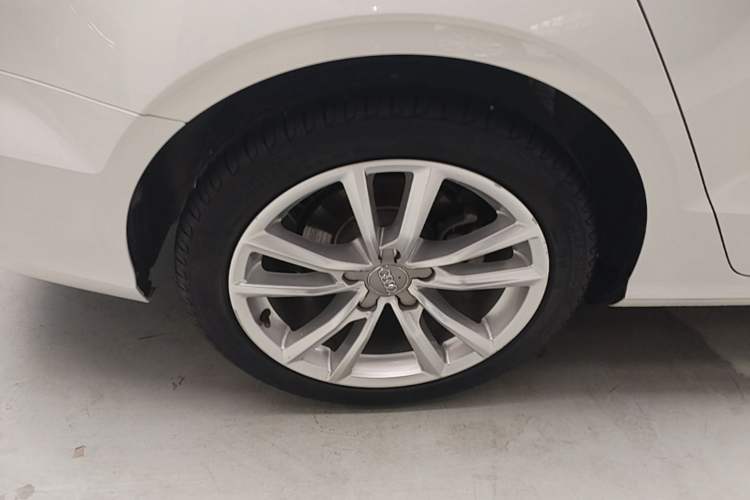 Used Audi A3 2018 30th Anniversary Edition Limousine 35 TFSI Ambition Model Exterior 5