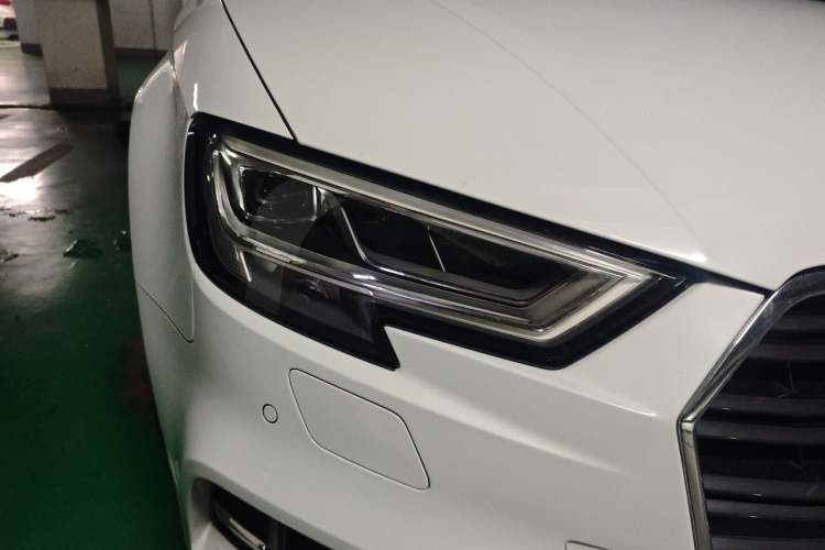 Used Audi A3 2018 30th Anniversary Edition Limousine 35 TFSI Sport Model Exterior 6
