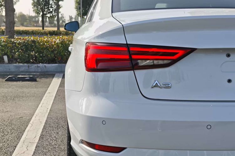 Used Audi A3 2018 30th Anniversary Edition Limousine 35 TFSI Ambition Model Exterior 7