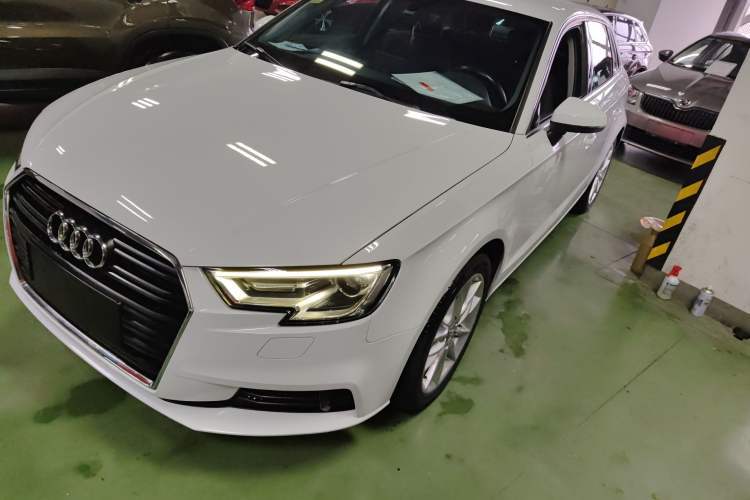 Used Audi A3 2018 30th Anniversary Edition Sportback 35 TFSI Ambition Model Guazi used car, China used car export, Used car for sale, Used  cars, Cheapest cars for sale