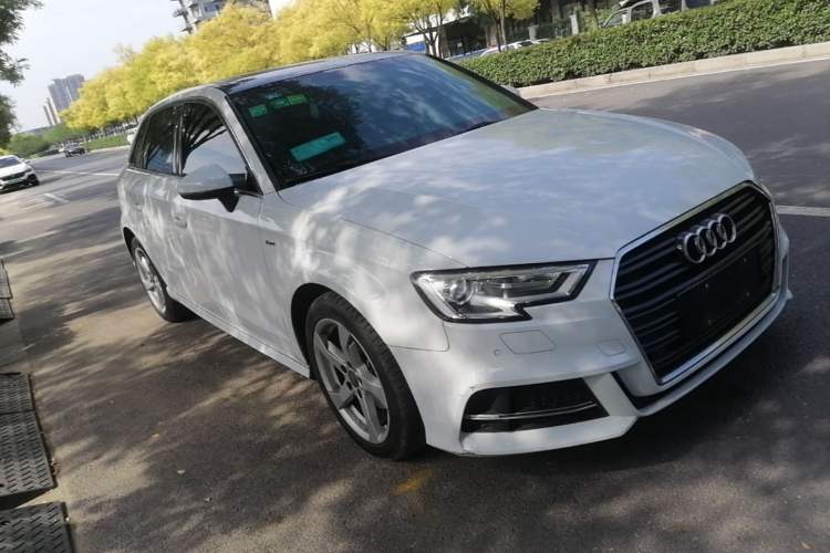 Used Audi A3 2018 30th Anniversary Edition Sportback 35 TFSI Fashion Model Front Right 45 Deg
