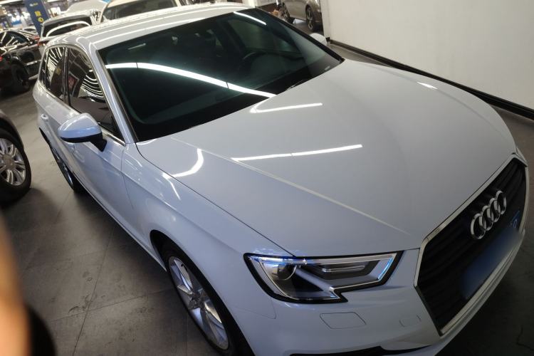Used Audi A3 2018 30th Anniversary Edition Sportback 35 TFSI Ambition Model Front Right 45 Deg