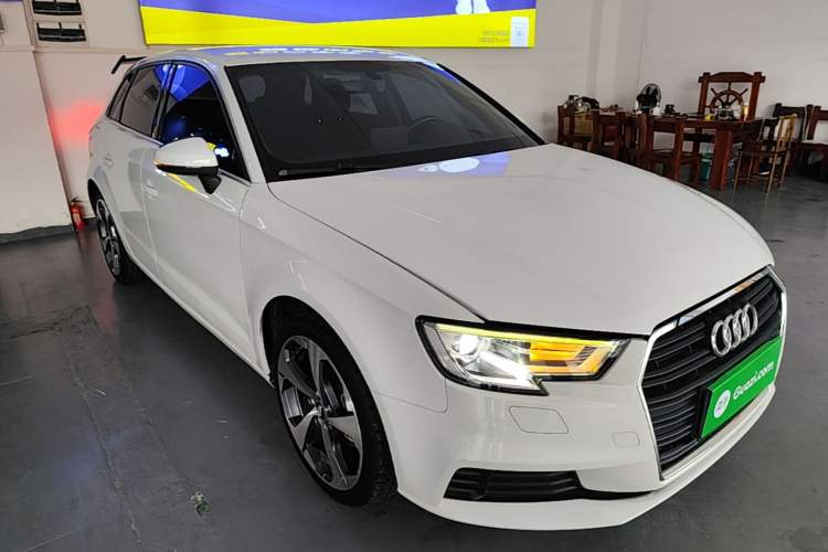 Used Audi A3 2018 30th Anniversary Edition Sportback 35 TFSI Ambition Model Front Right 45 Deg