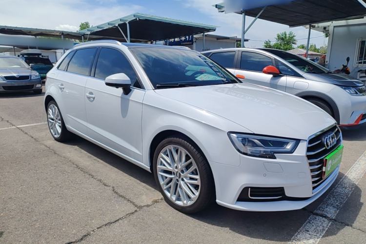Used Audi A3 2018 30th Anniversary Edition Sportback 35 TFSI Style Model Front Right 45 Deg