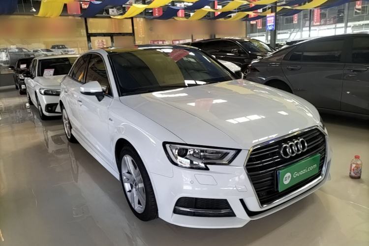 Used Audi A3 2018 30th Anniversary Edition Limousine 35 TFSI Fashion Model Front Right 45 Deg