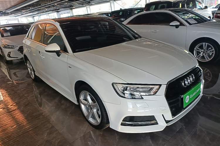 Used Audi A3 2018 30th Anniversary Edition Sportback 35 TFSI Fashion Model Front Right 45 Deg